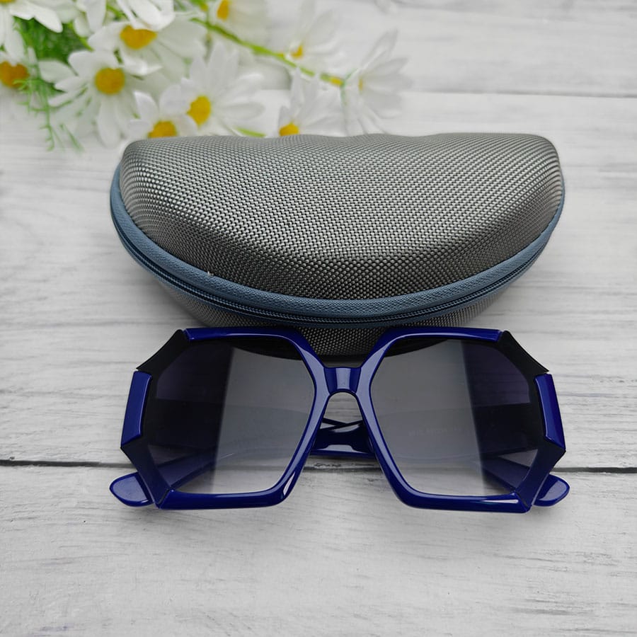 Zipper glasses case