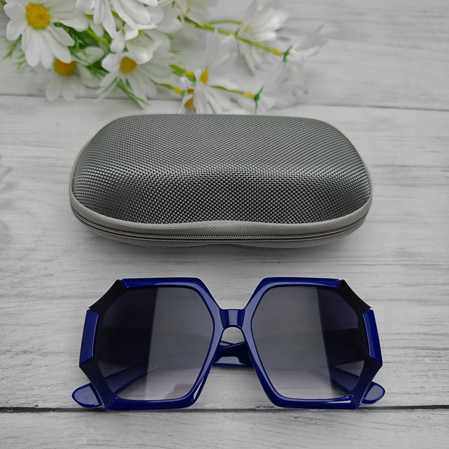 Zipper glasses case