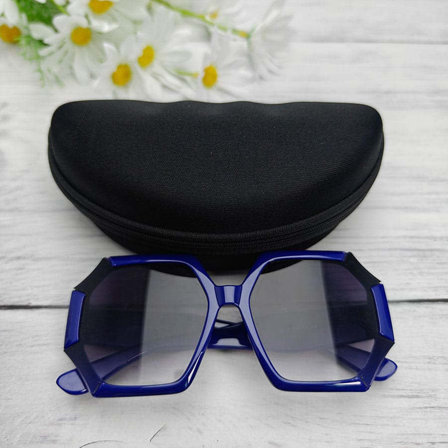 Zipper glasses case