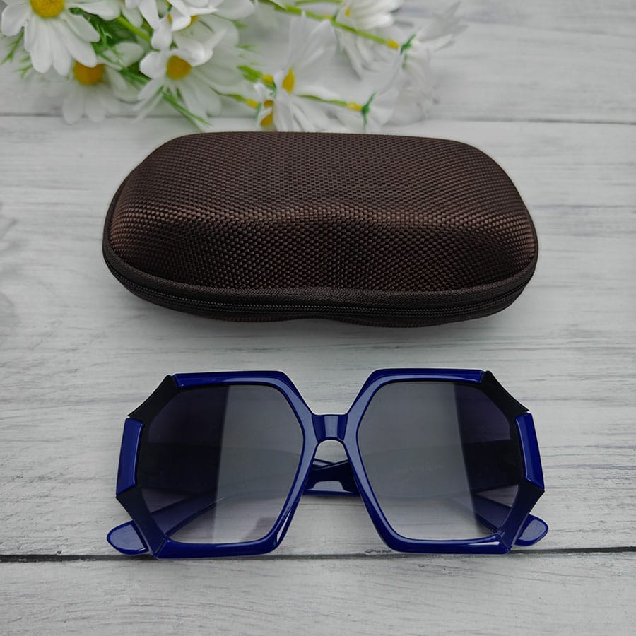 Zipper glasses case