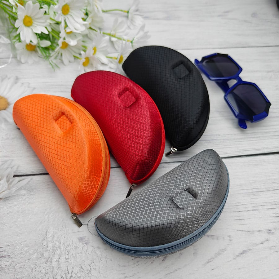 Zipper glasses case