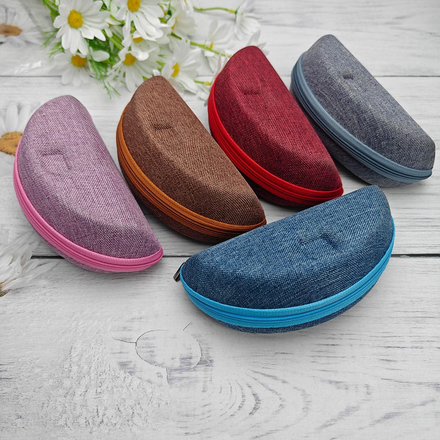 Zipper glasses case