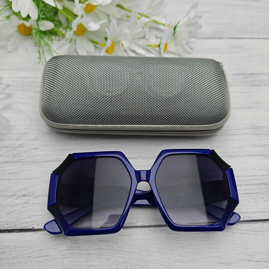 Zipper glasses case
