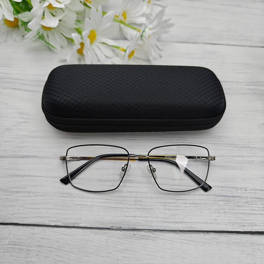 Zipper glasses case