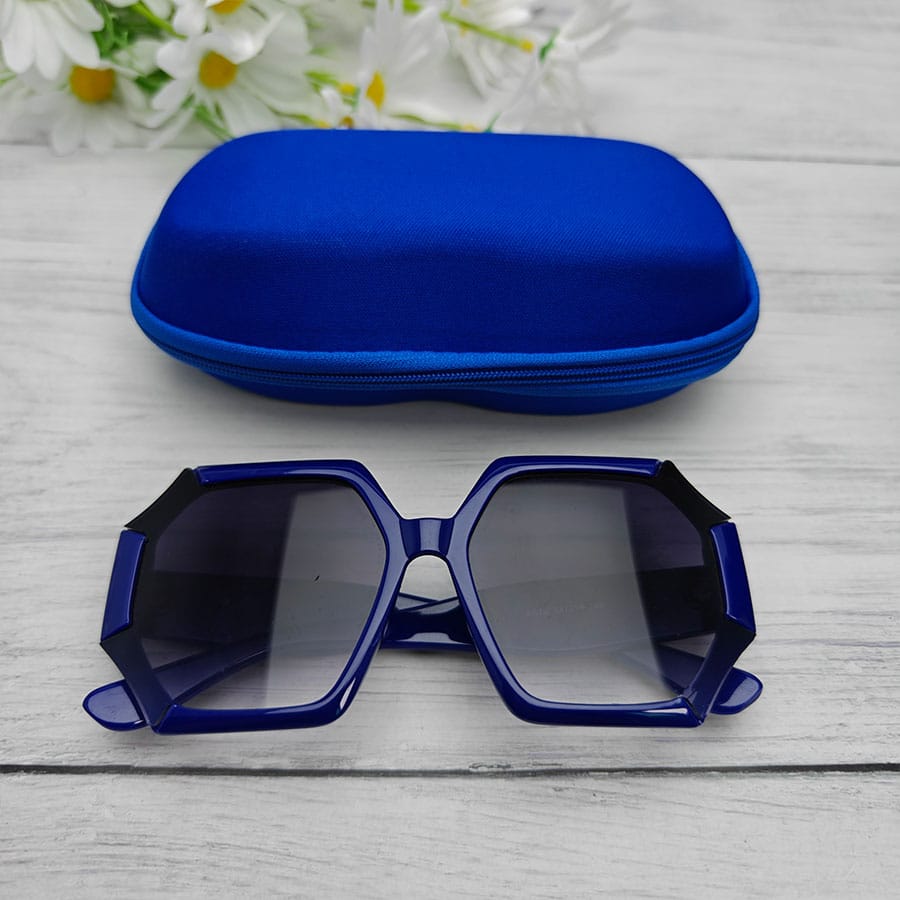 Zipper glasses case