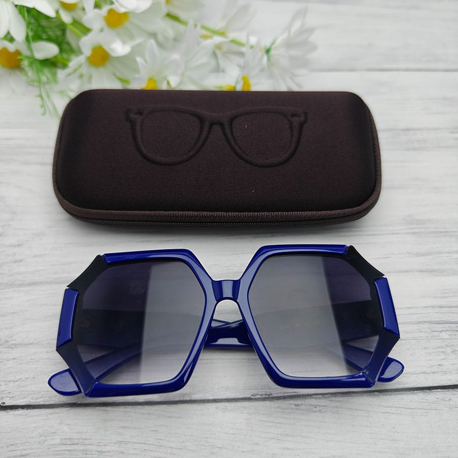 Zipper glasses case