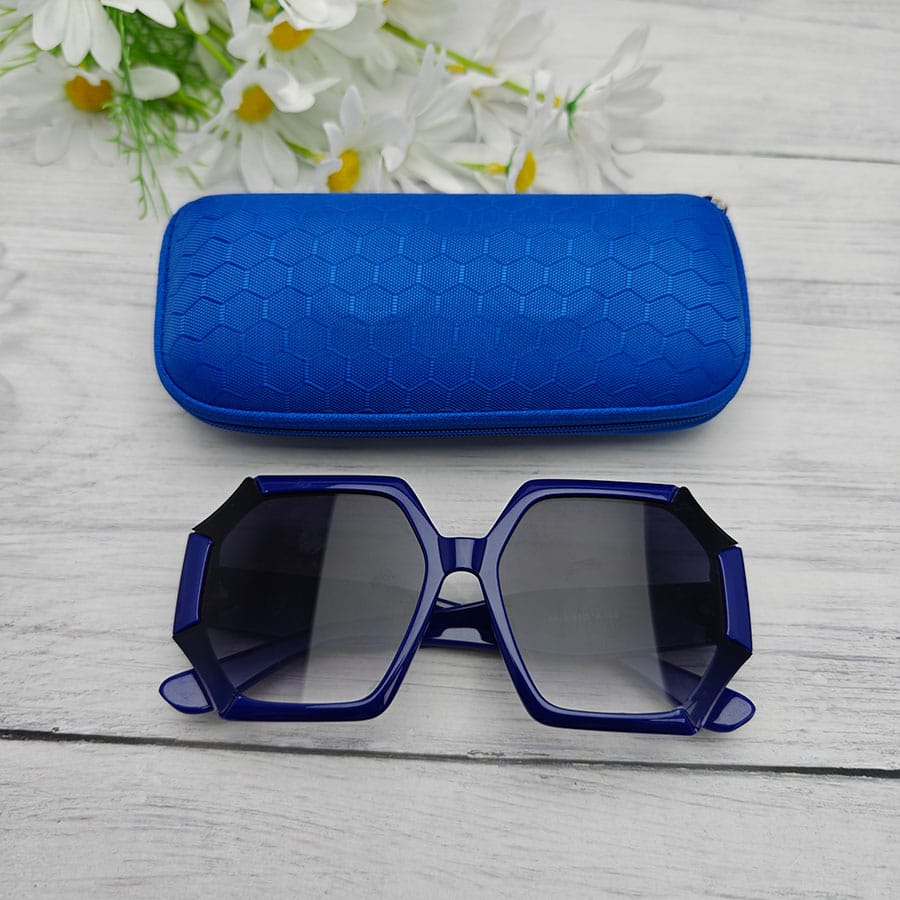 Zipper glasses case
