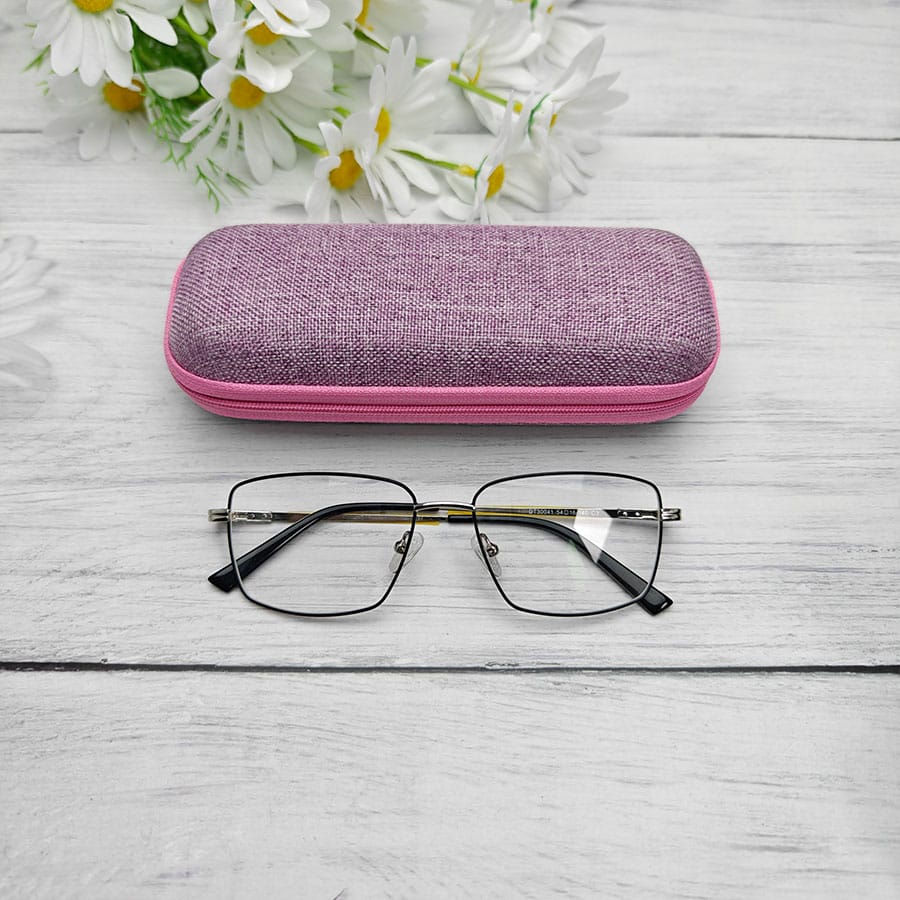 Zipper glasses case
