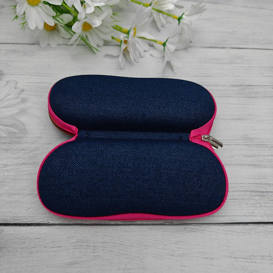 Zipper glasses case