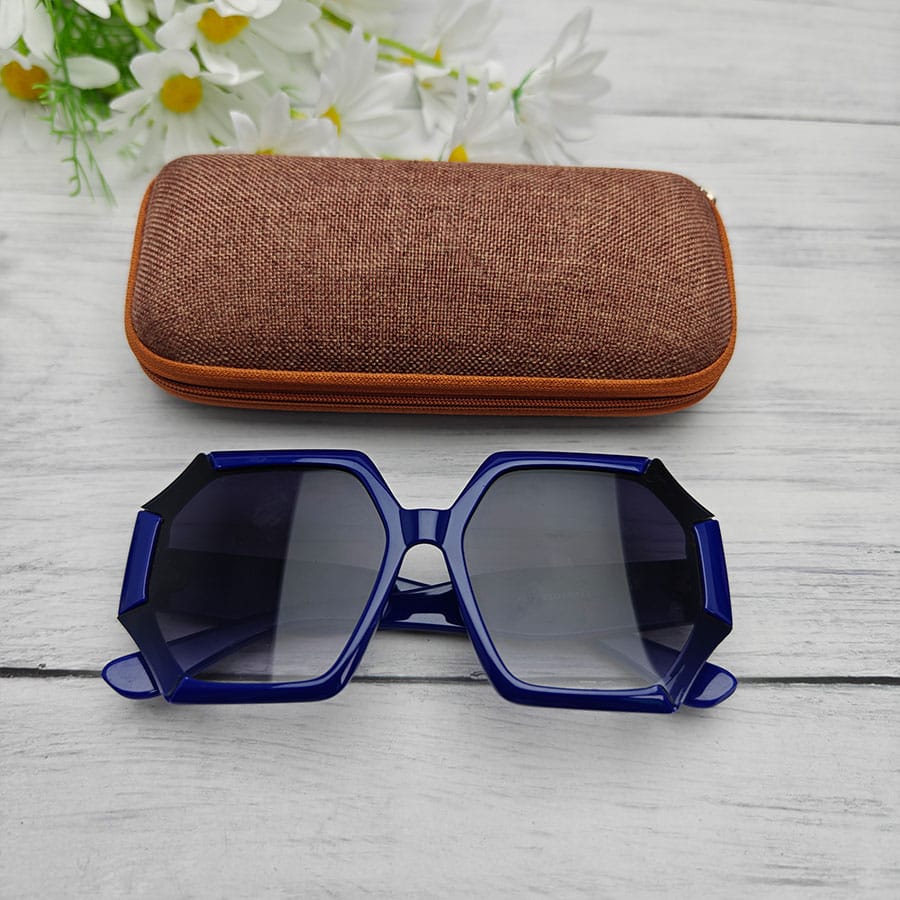 Zipper glasses case