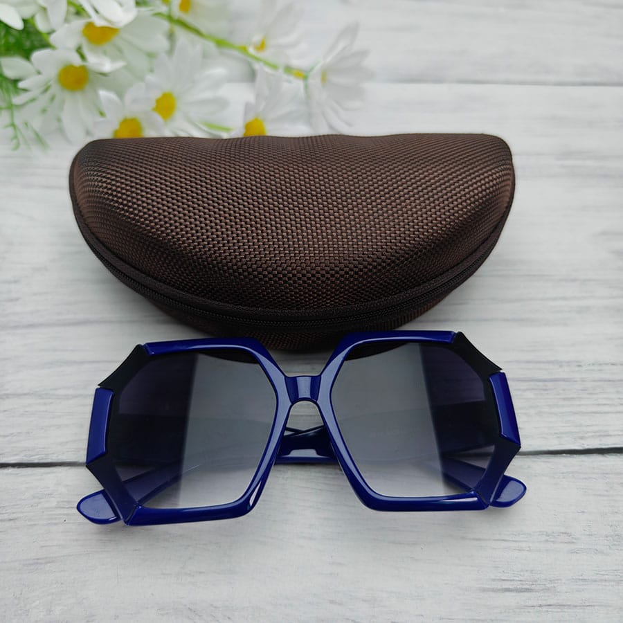 Zipper glasses case