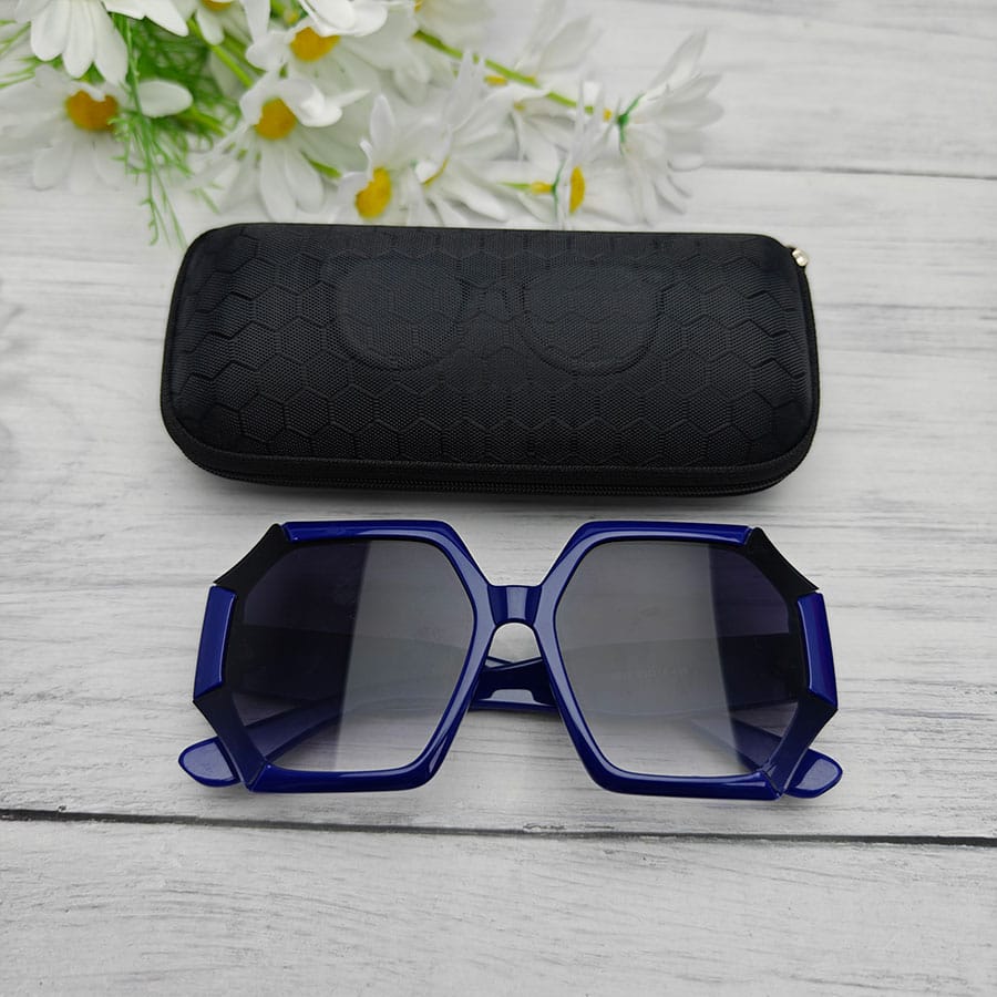 Zipper glasses case