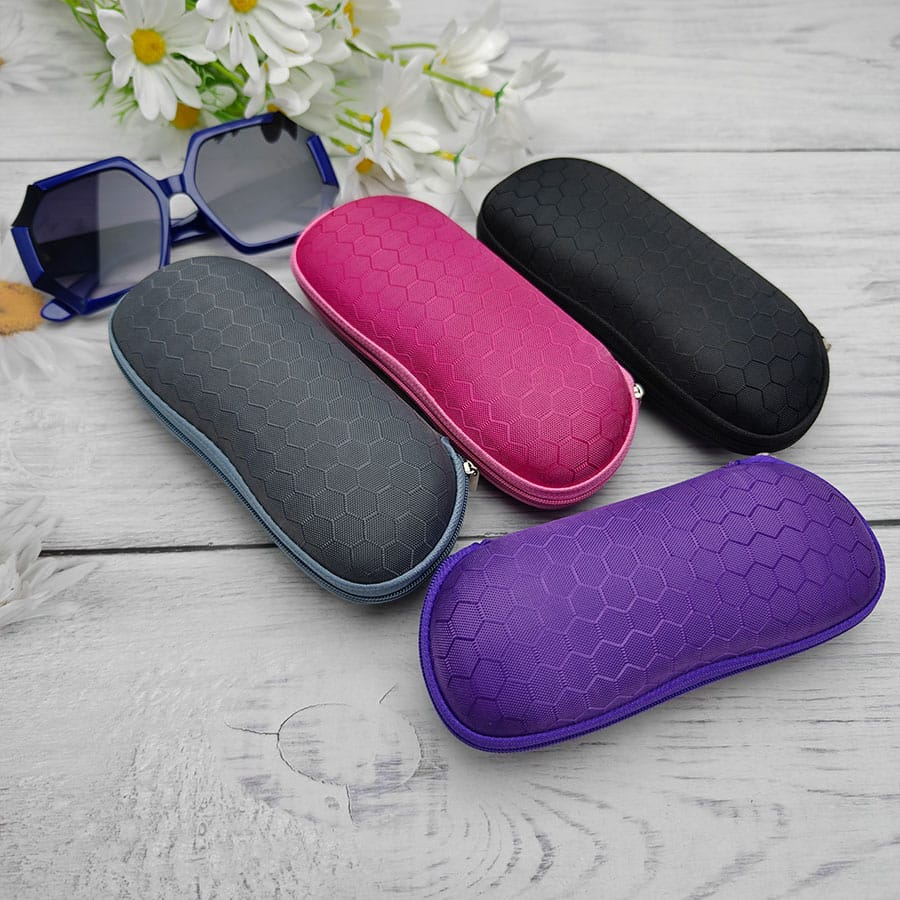 Zipper glasses case
