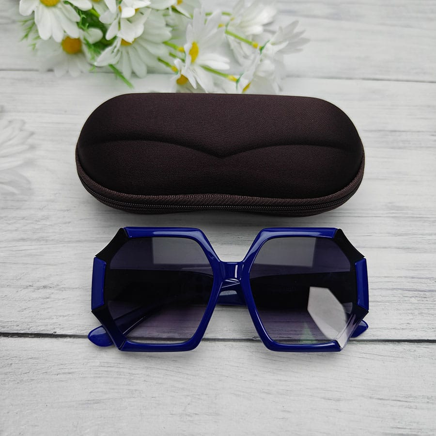 Zipper glasses case