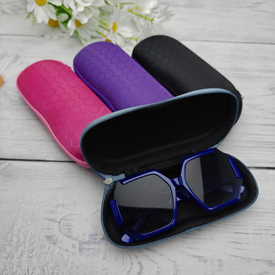 Zipper glasses case