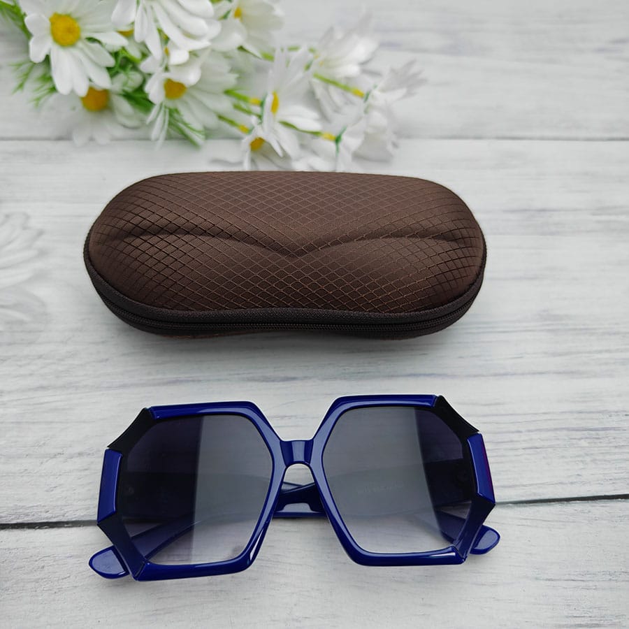 Zipper glasses case