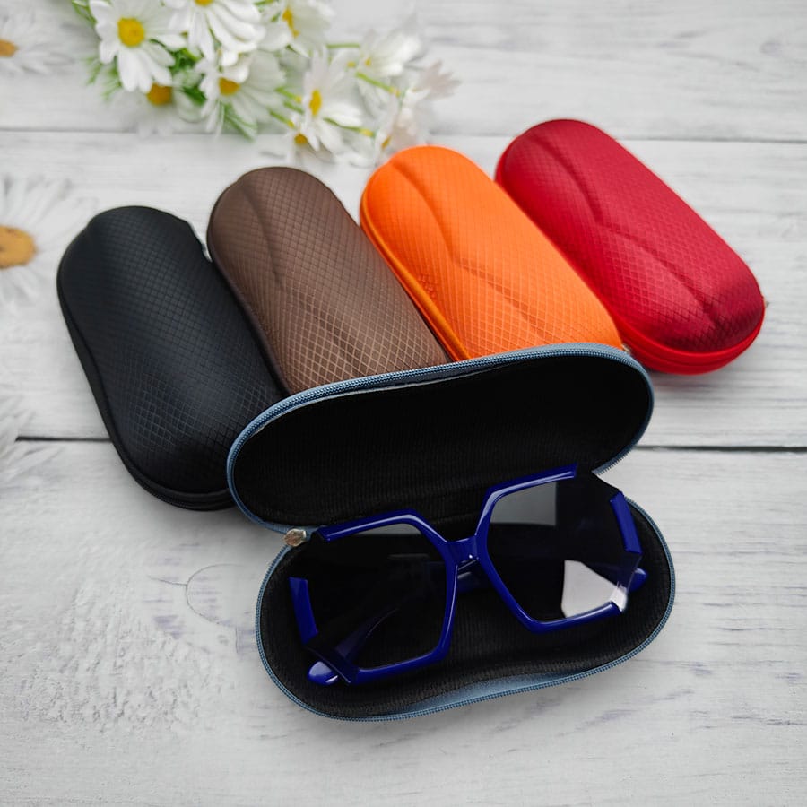 Zipper glasses case