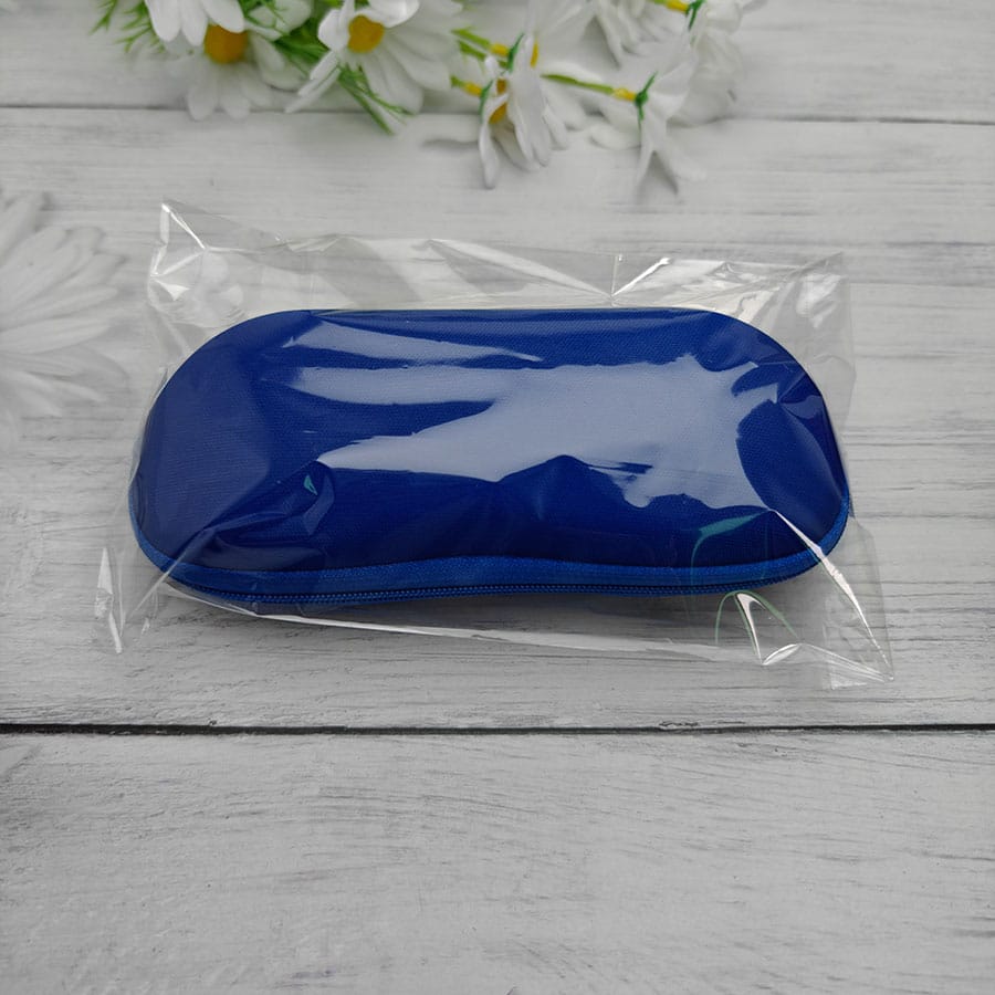 Zipper glasses case