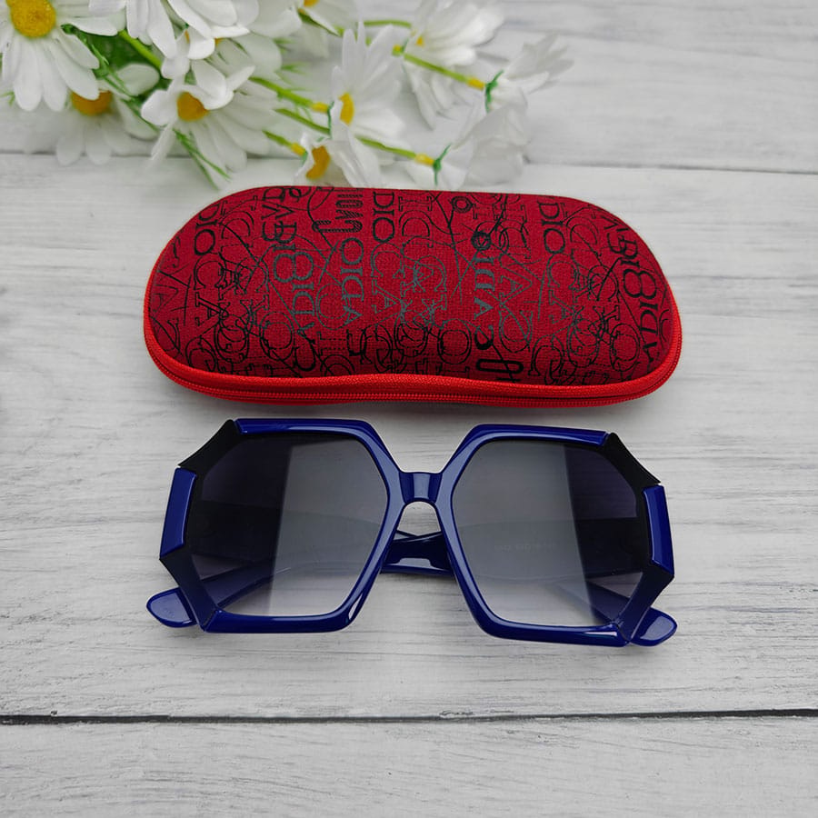 Zipper glasses case