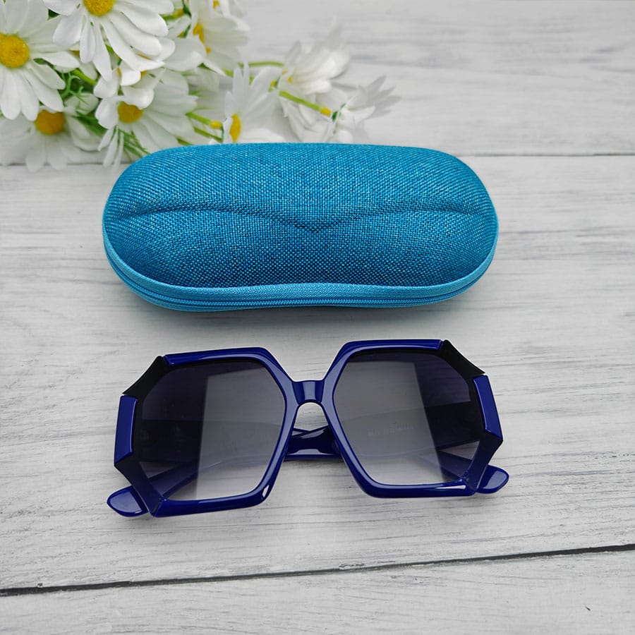 Zipper glasses case