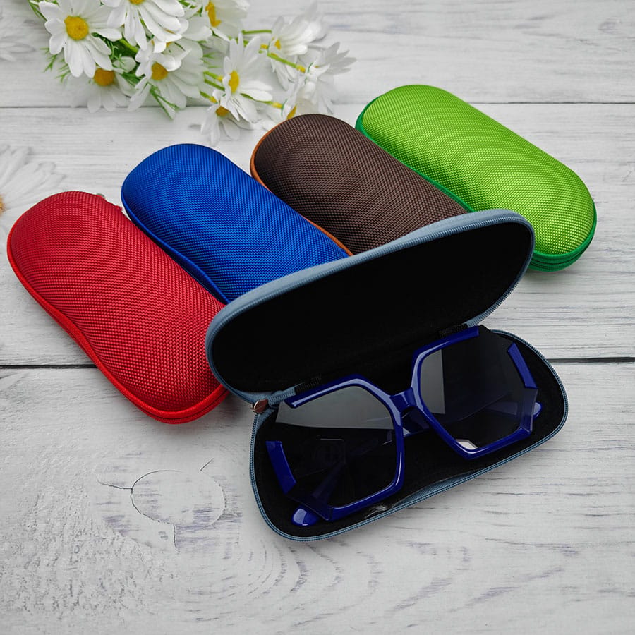 Zipper glasses case
