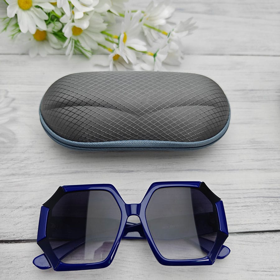 Zipper glasses case