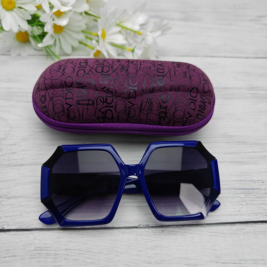 Zipper glasses case