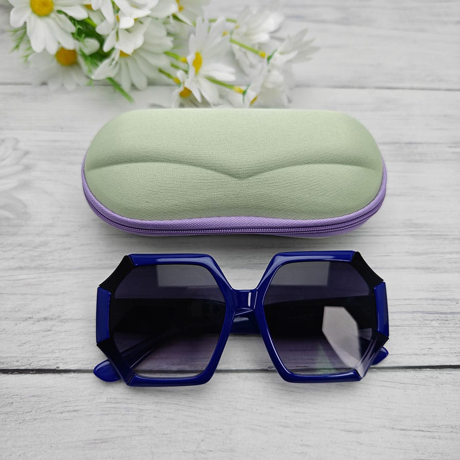 Zipper glasses case