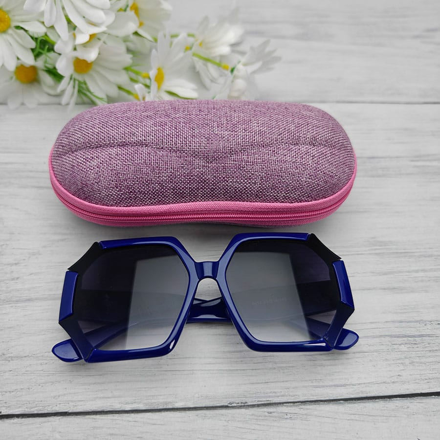 Zipper glasses case