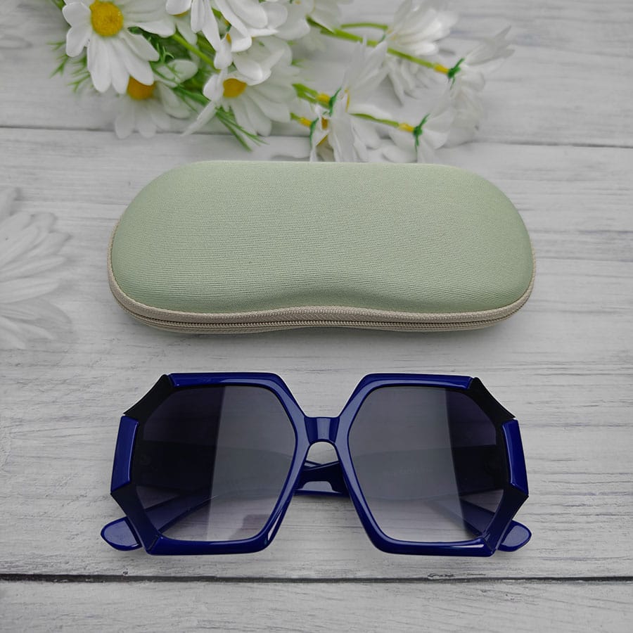 Zipper glasses case