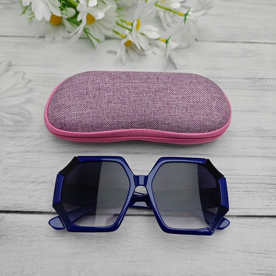 Zipper glasses case