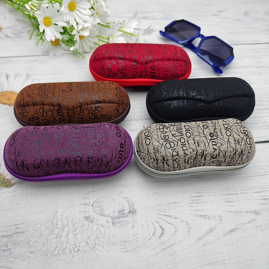 Zipper glasses case