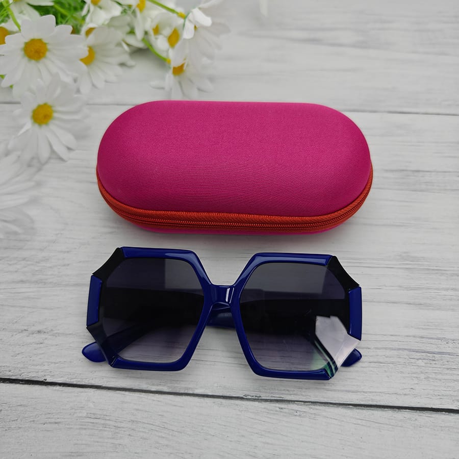 Zipper box