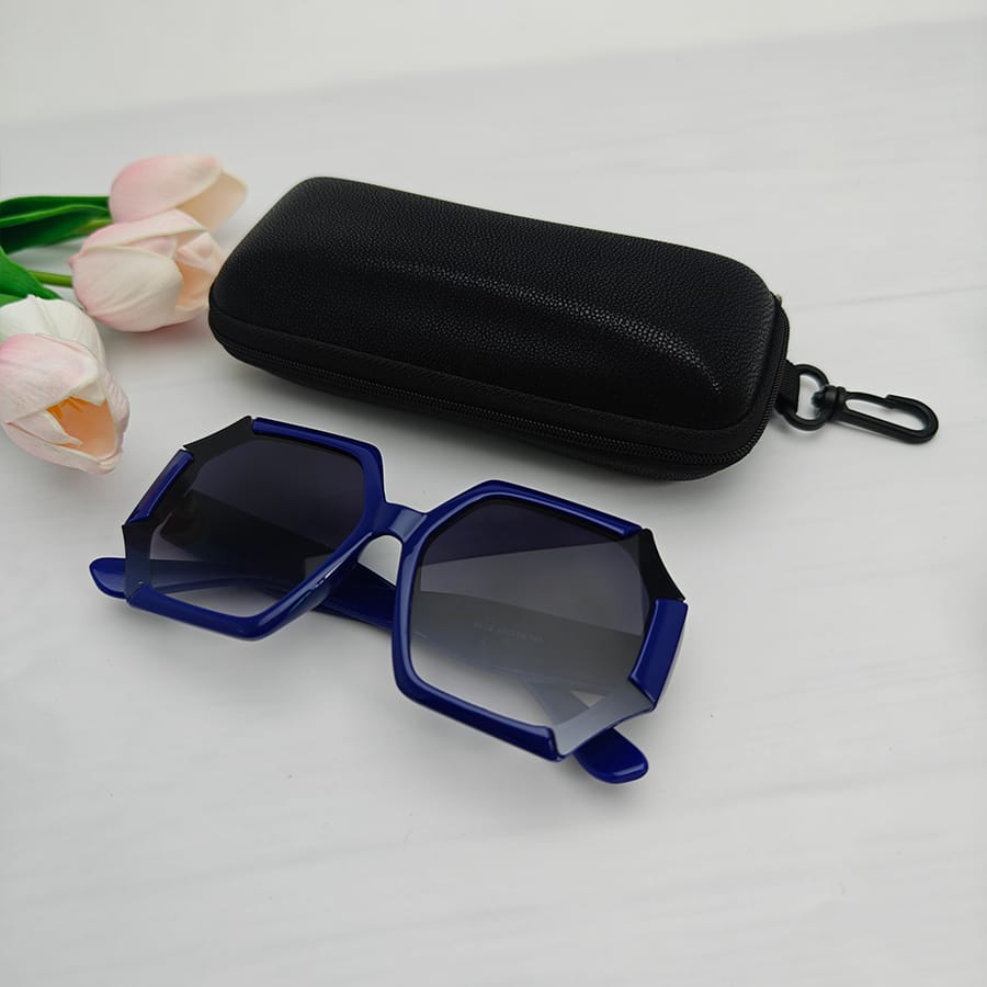 Zipper box