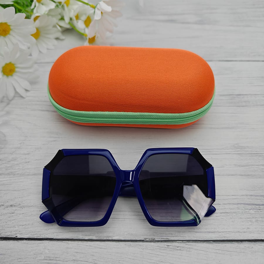 Zipper box