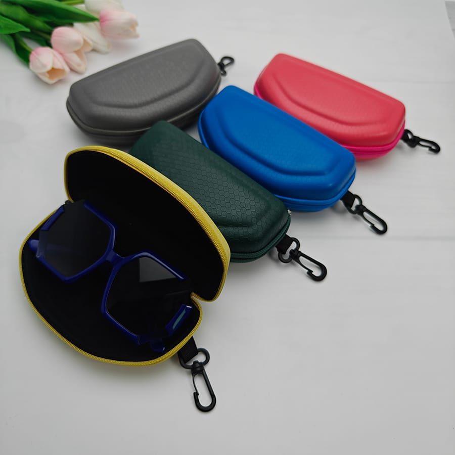 Zipper box