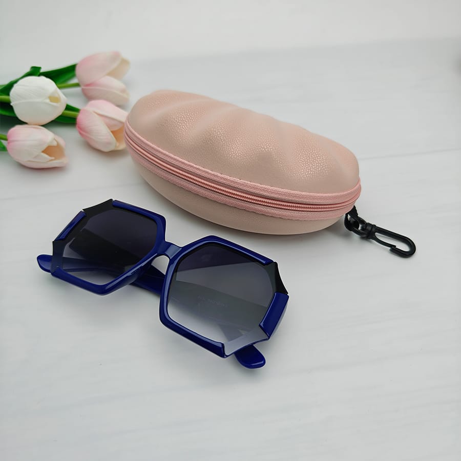Zipper box