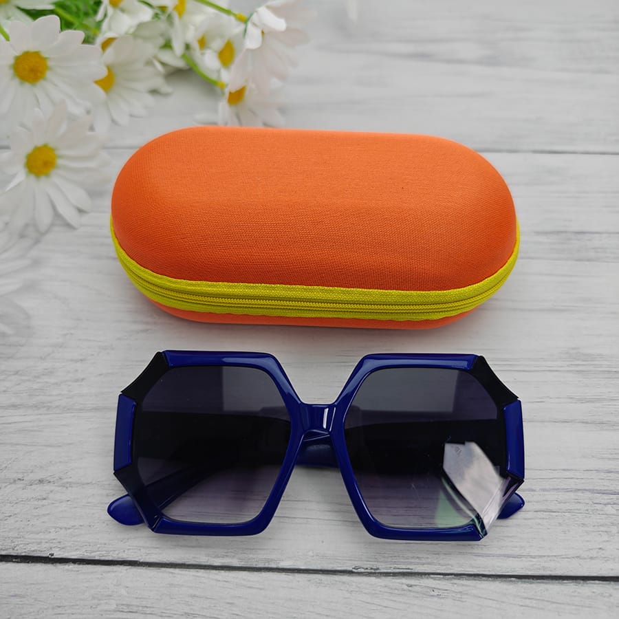 Zipper box