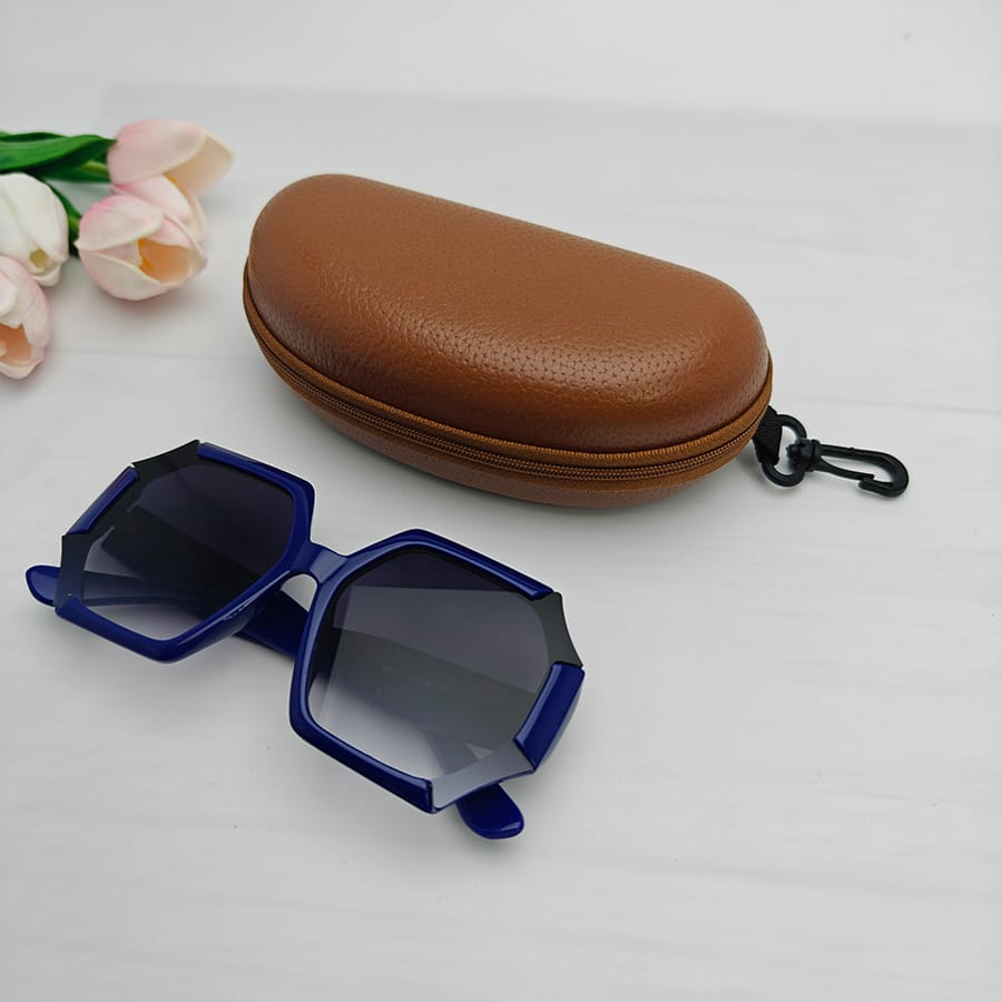 Zipper box