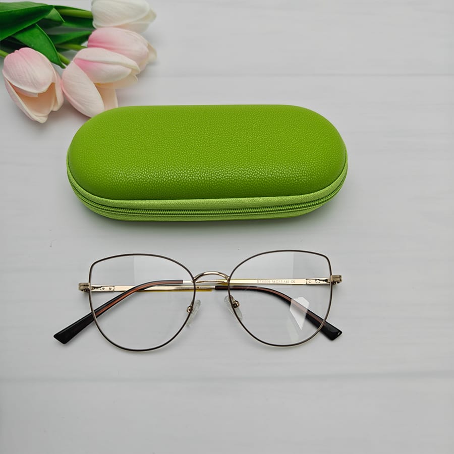 Zipper box