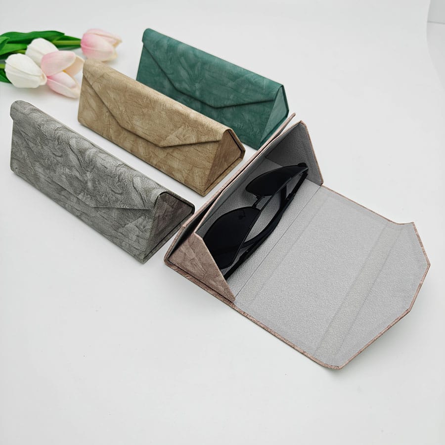 Folding box
