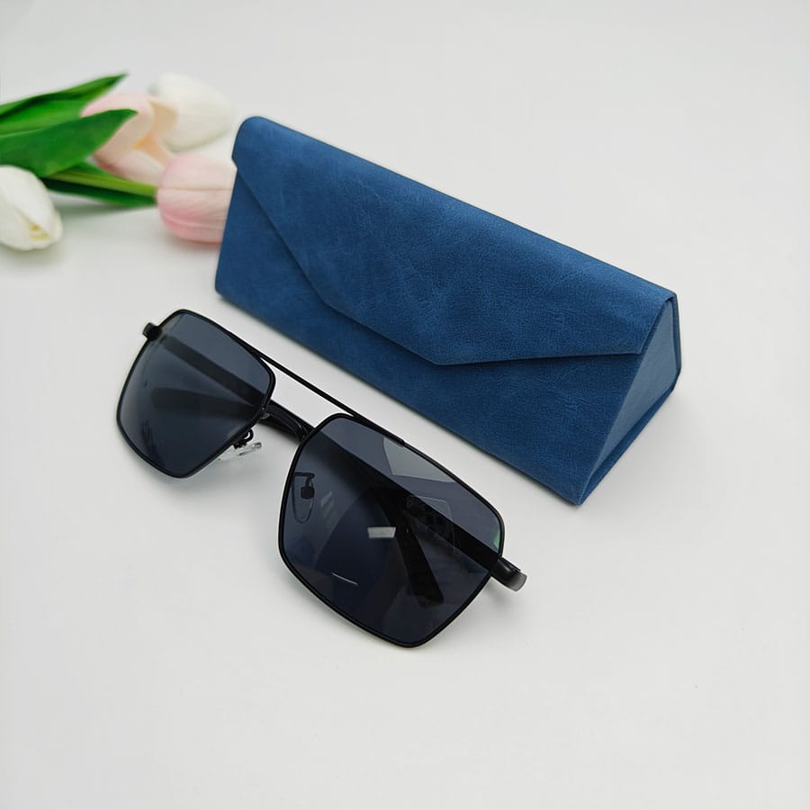 Folding box