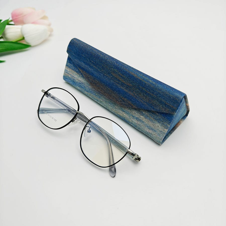 Folding case