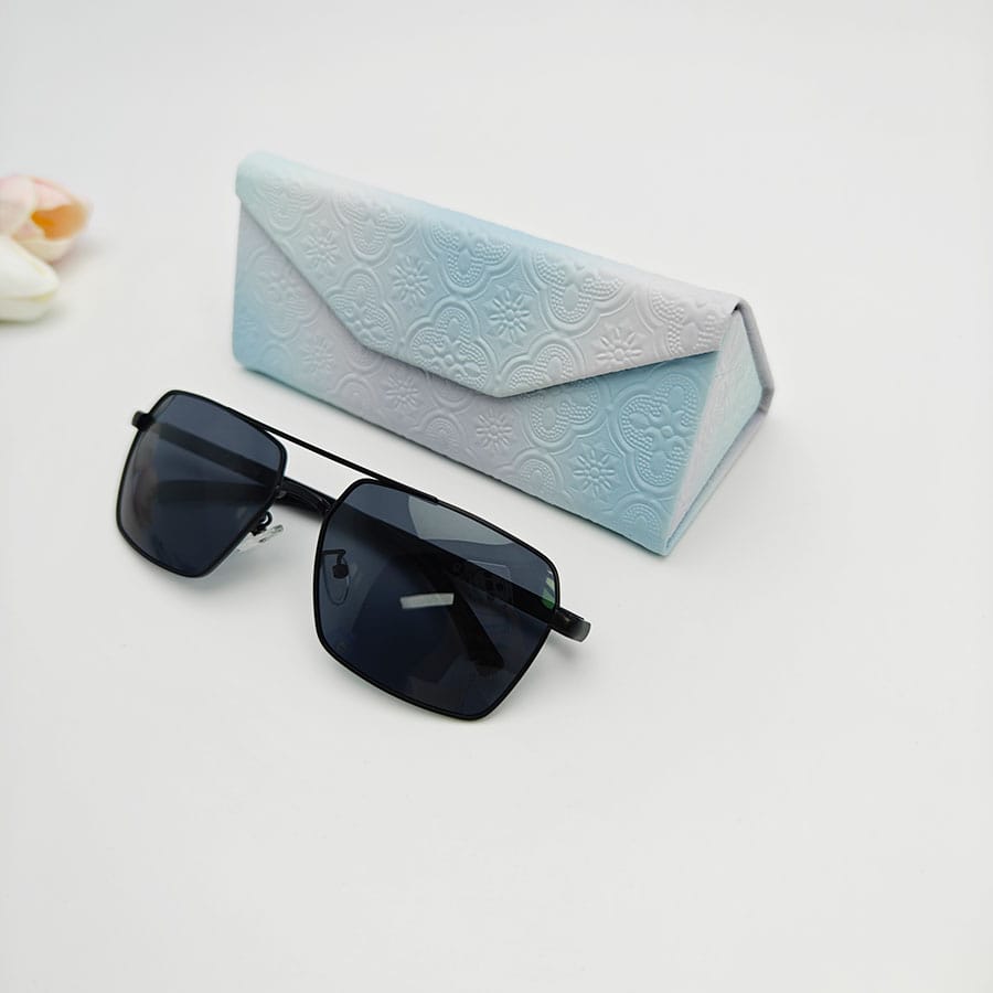 Folding case