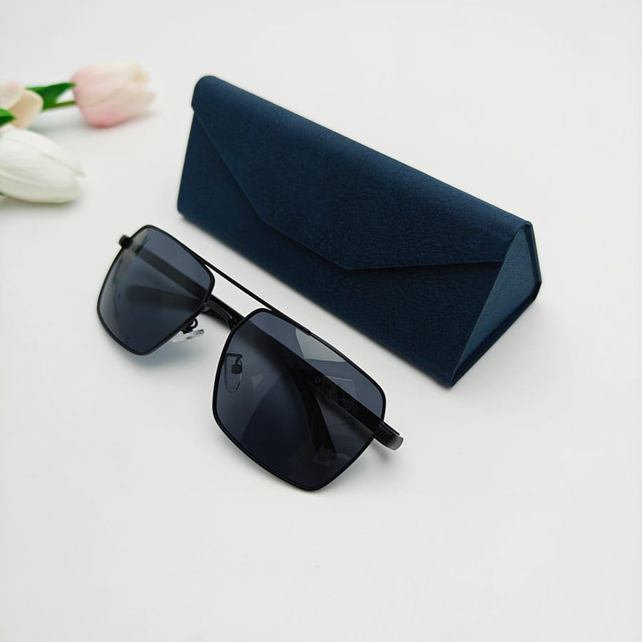 Folding case