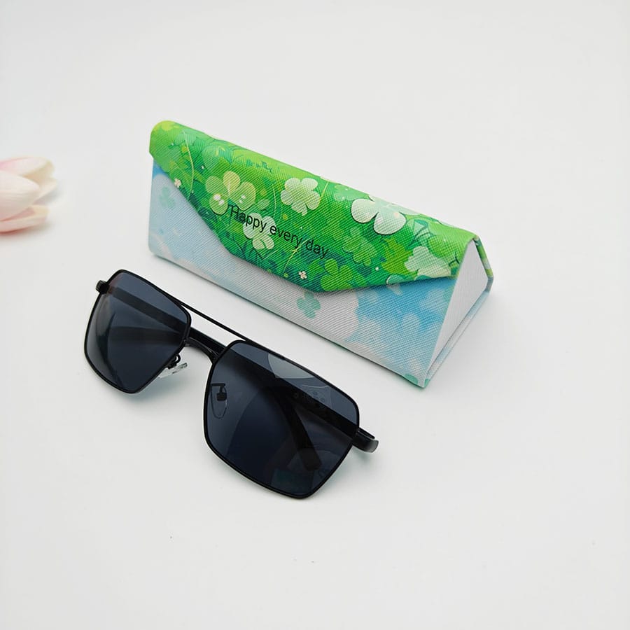 Folding case 