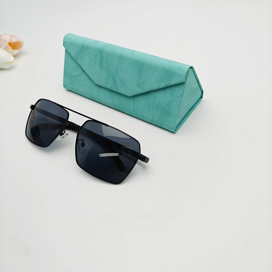 Folding case