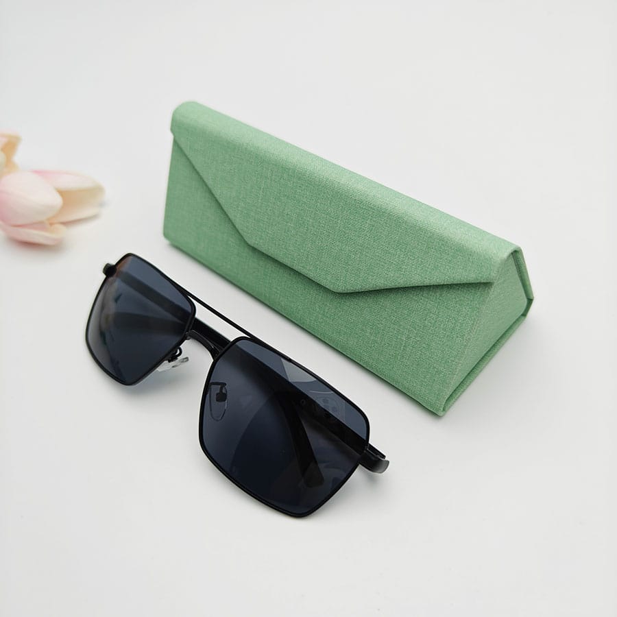 Folding case 