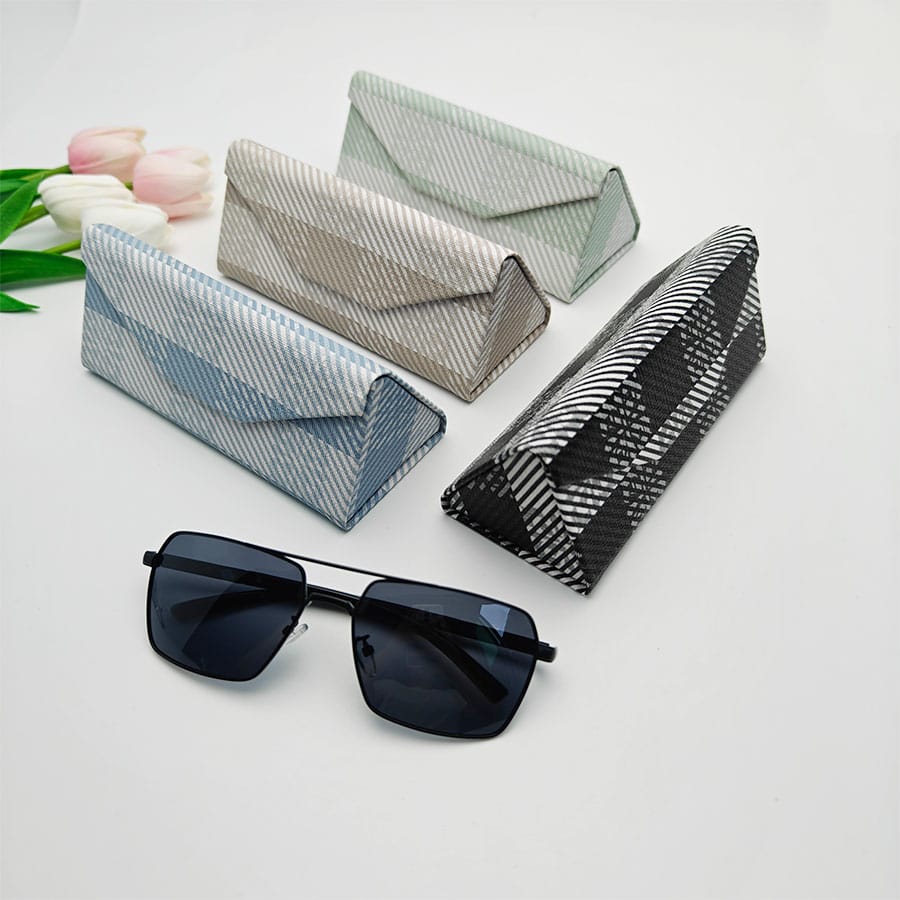 Folding case 