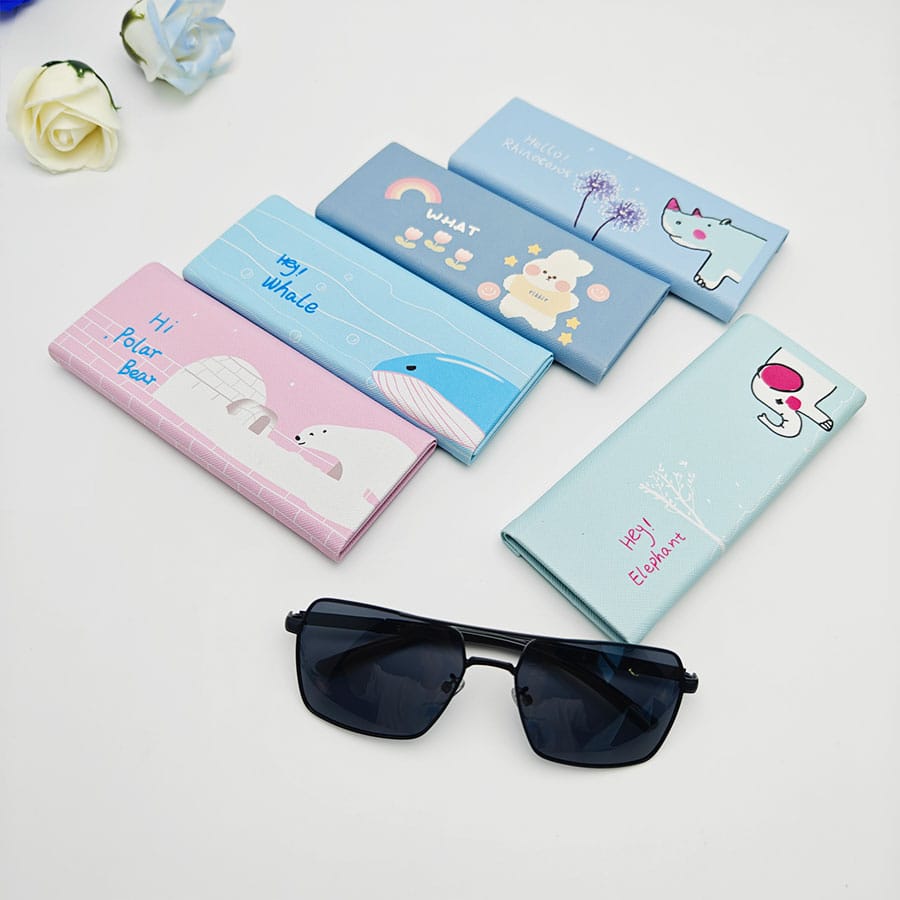 Folding case